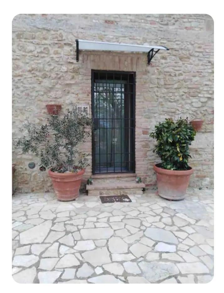 דירות סן ג'ימיניאנו La Casina Di Ancicucco 1 מראה חיצוני תמונה
